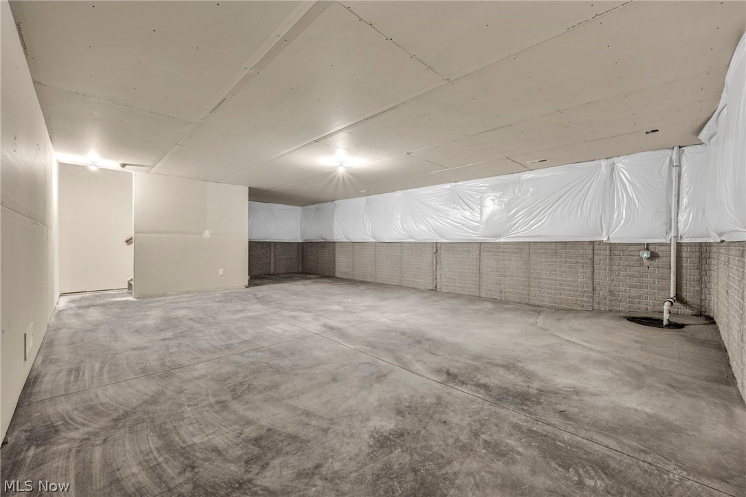 Spring Hill Villas - Residential