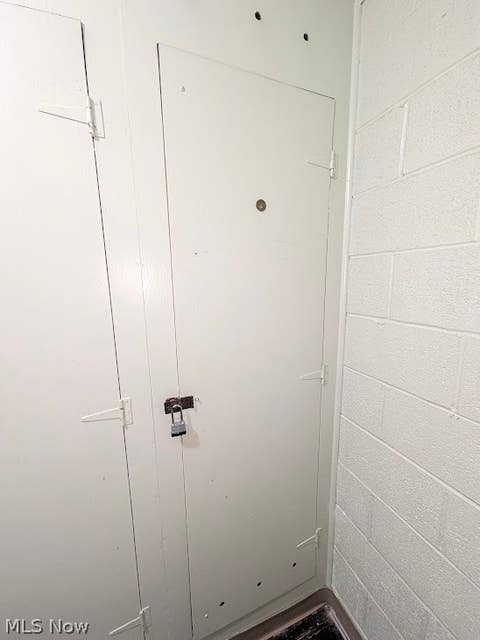 Tiny photo for 1402 Golden Gate Boulevard #G201, Mayfield Heights, OH 44124 (MLS # 5239260)