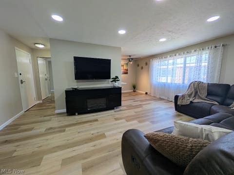 Tiny photo for 1402 Golden Gate Boulevard #G201, Mayfield Heights, OH 44124 (MLS # 5239260)