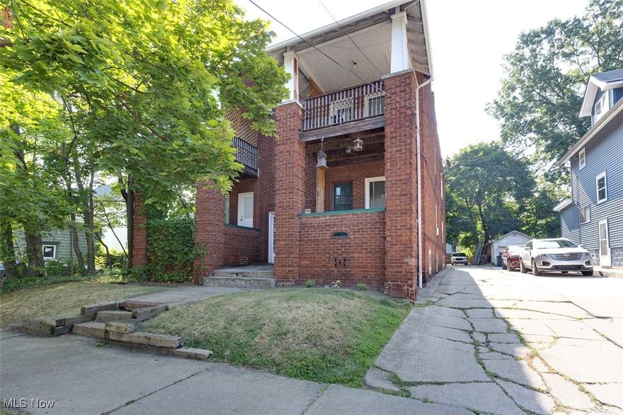 Great investment opportunity. This four-unit building has 2 three-bedroom units and 2 two-bedroom units. Each unit is equipped with a living room area, kitchen and bathroom. The exterior offers a balcony area for each unit and a spcious parking lot. Recent updates include a new boiler system (2024), Unit 3 has a newly renovated bathroom, has been recently painted, updates to the kitchen and new appliances. Unit 4 has an updated bathroom (2022). Near all the restaurants, groceries and fun of Highland Square.