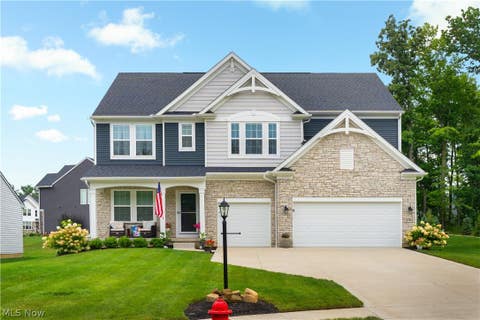Homes For Sale - 2761 Weeping Pine Drive<br/> Medina, OH 44256