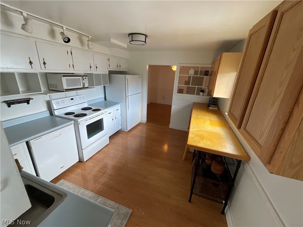 Devon Drive - Residential