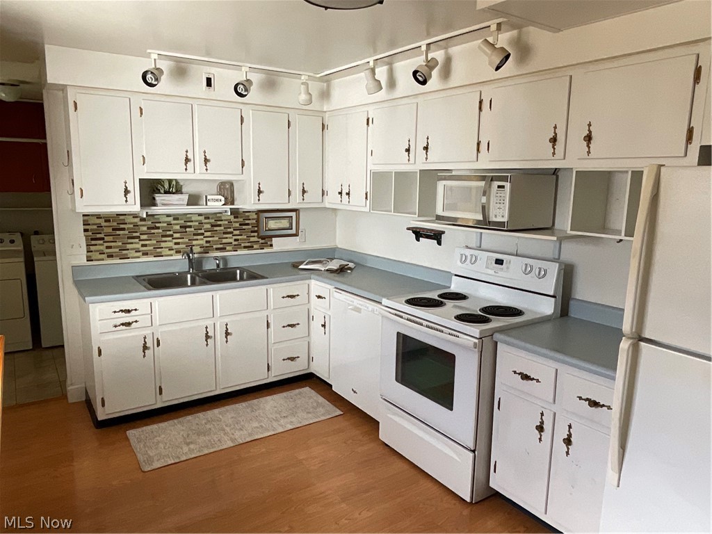 Devon Drive - Residential