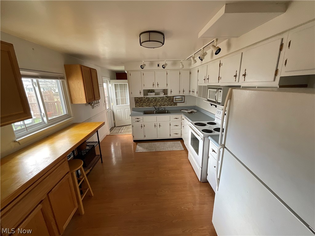 Devon Drive - Residential