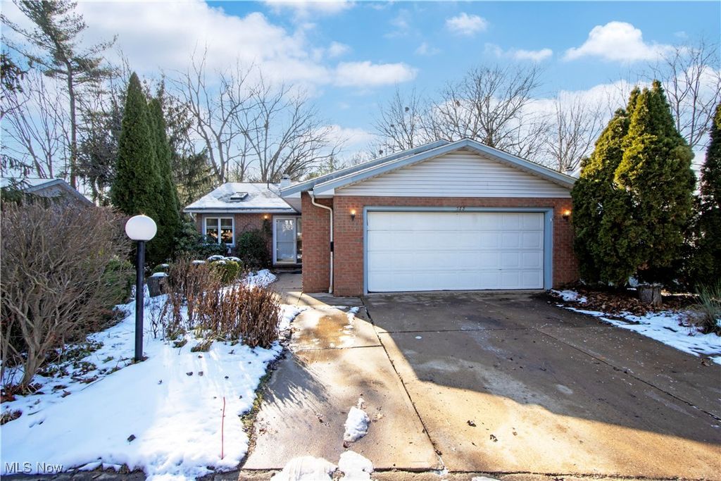 Photo of 588 Forest Creek Drive, Wooster, OH 44691 (MLS # 5178080)