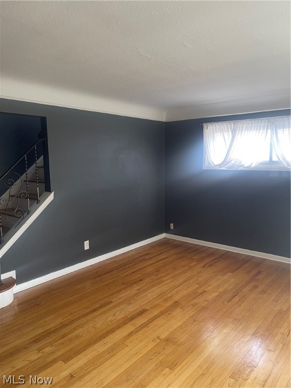 Milan S Kapels - Residential