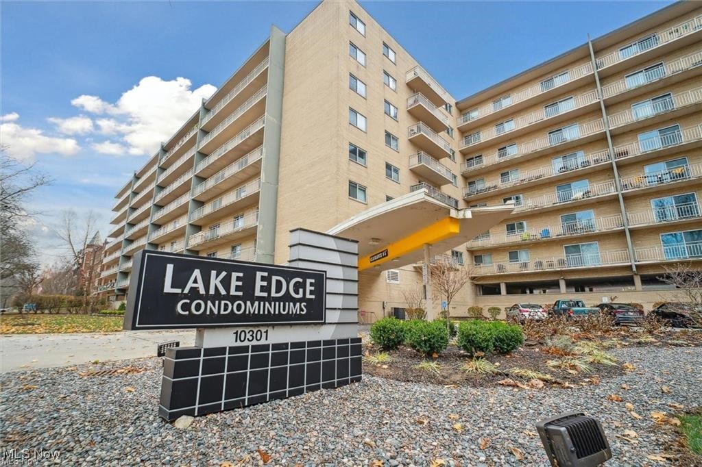 10301 Lake Avenue #518, Cleveland, Ohio image 2