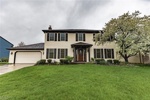 17016 Greenwood Drive, Strongsville, OH 44149 - #: 5131352