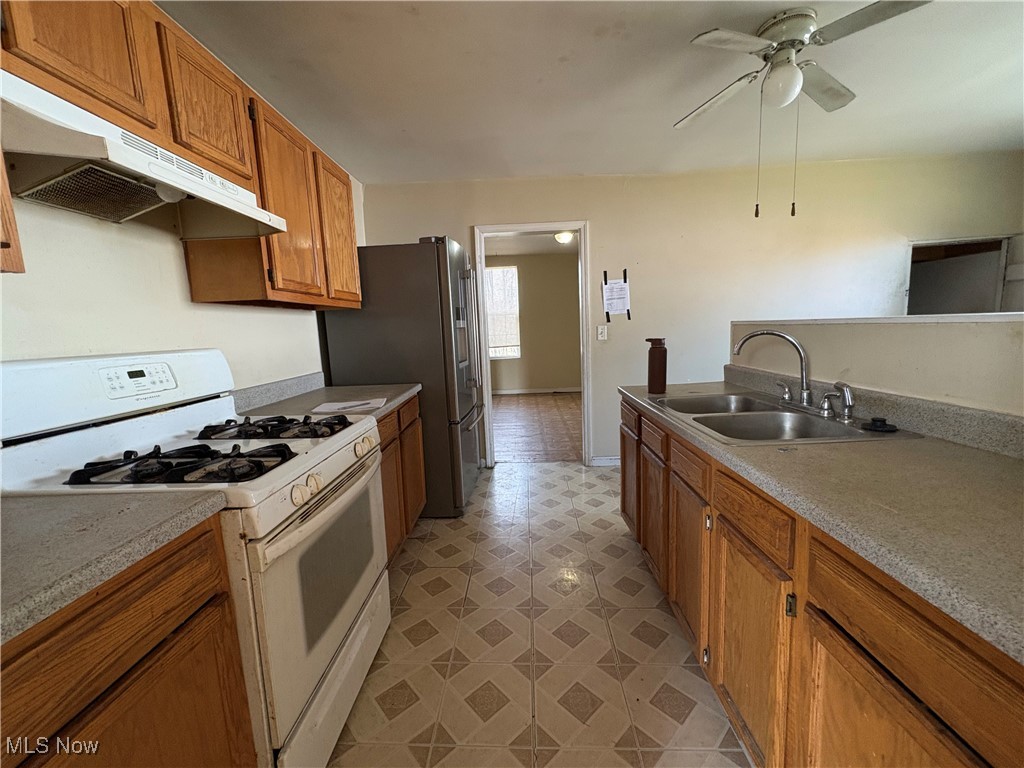 228 N Huntington Street, Medina, Ohio image 7