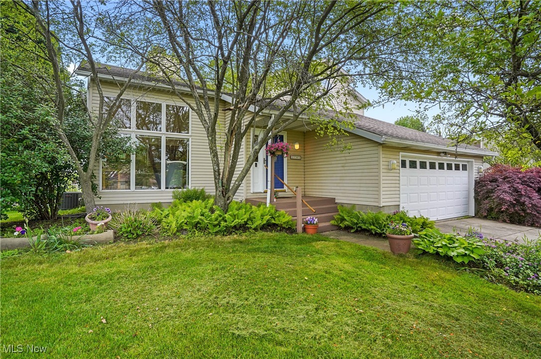 2793 Sand Run Parkway, Fairlawn, Ohio image 2