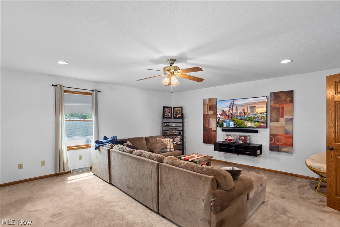 Village/Willoughby 13 - Residential