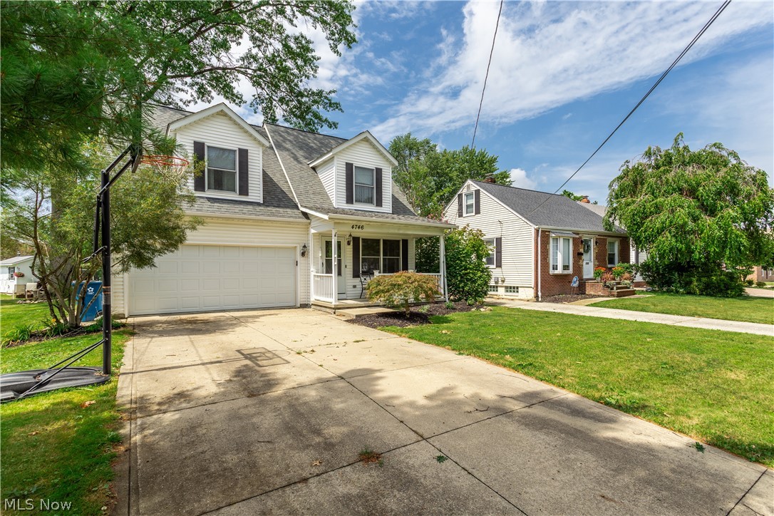 Village/Willoughby 13 - Residential