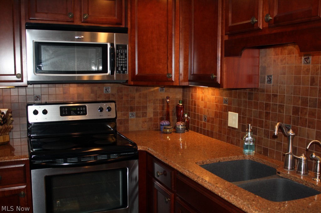 Baldwin House Condo - Residential