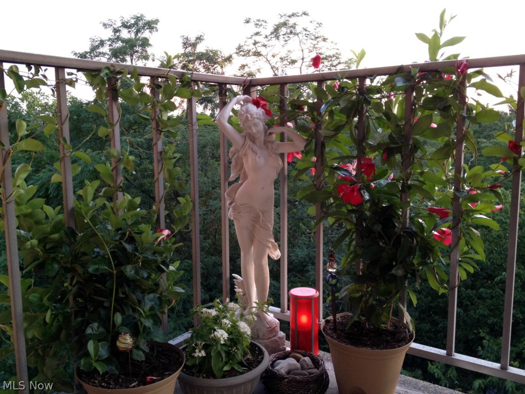 Baldwin House Condo - Residential