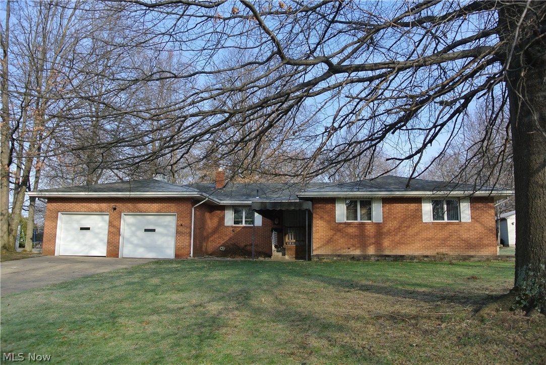 Fantastic opportunity to make this 4 bedroom, 3 full bath brick ranch your new home! Large open great room. Lots of closet and storage space. Basement with rec room, kitchen/bar area and storage/work room. Enclosed patio, attached 2 car garage and shed. Whole house generator. Bring your own design ideas to make this your dream home! Close to schools, Mill Creek Metroparks bike trail, restaurants, post office, banks and Village Green. Please call today for more details or to schedule an appointment.