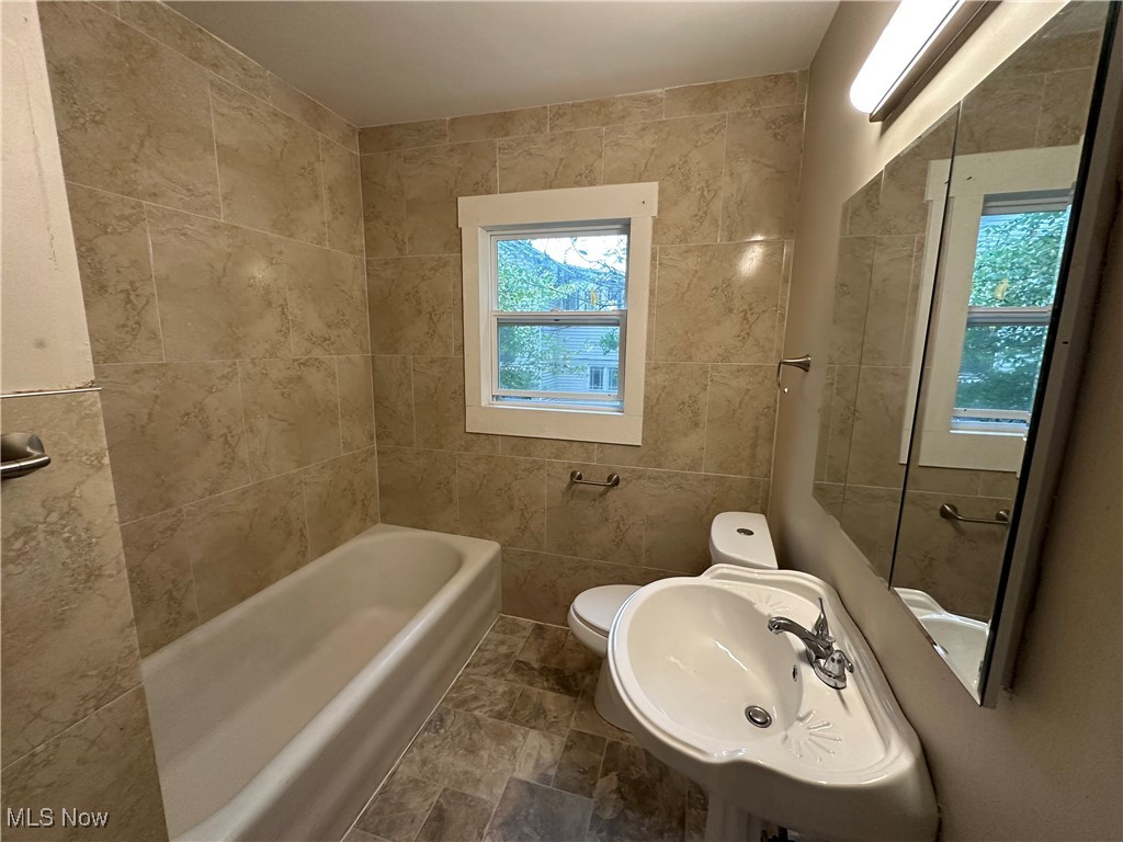 City/Youngstown - Residential Lease