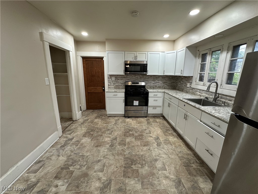 City/Youngstown - Residential Lease