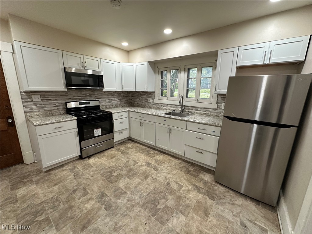 City/Youngstown - Residential Lease