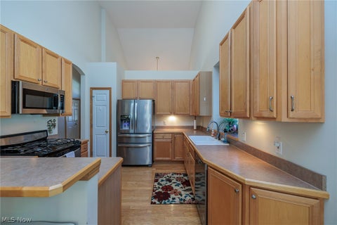 Tiny photo for 15271 Oak Hollow Lane, Strongsville, OH 44149 (MLS # 5254793)