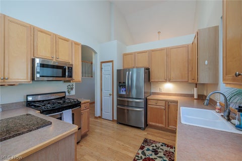 Tiny photo for 15271 Oak Hollow Lane, Strongsville, OH 44149 (MLS # 5254793)