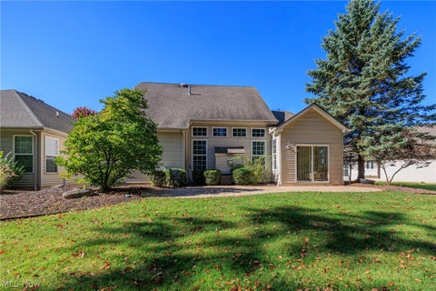 Tiny photo for 15271 Oak Hollow Lane, Strongsville, OH 44149 (MLS # 5254793)
