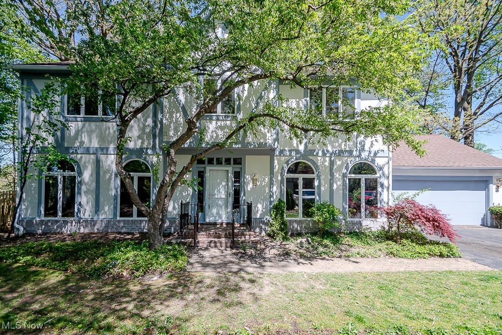 22229 Arbor Cliff Lane, Rocky River, Ohio image 3