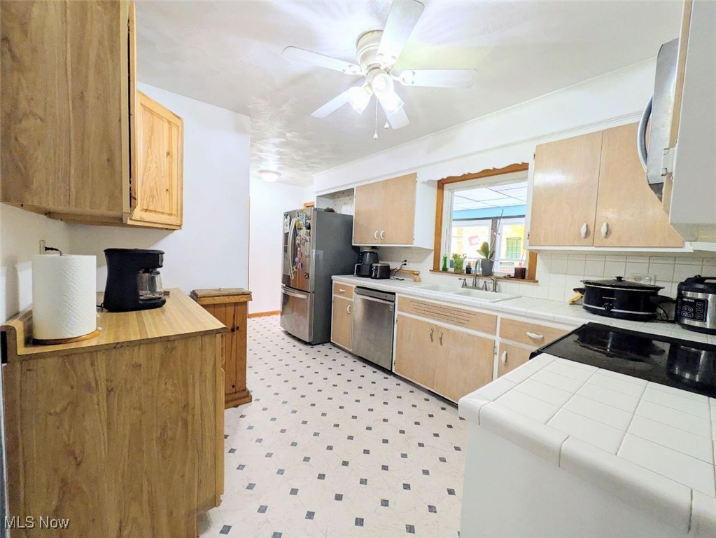 Talcott 3&11  Erie Tr - Residential