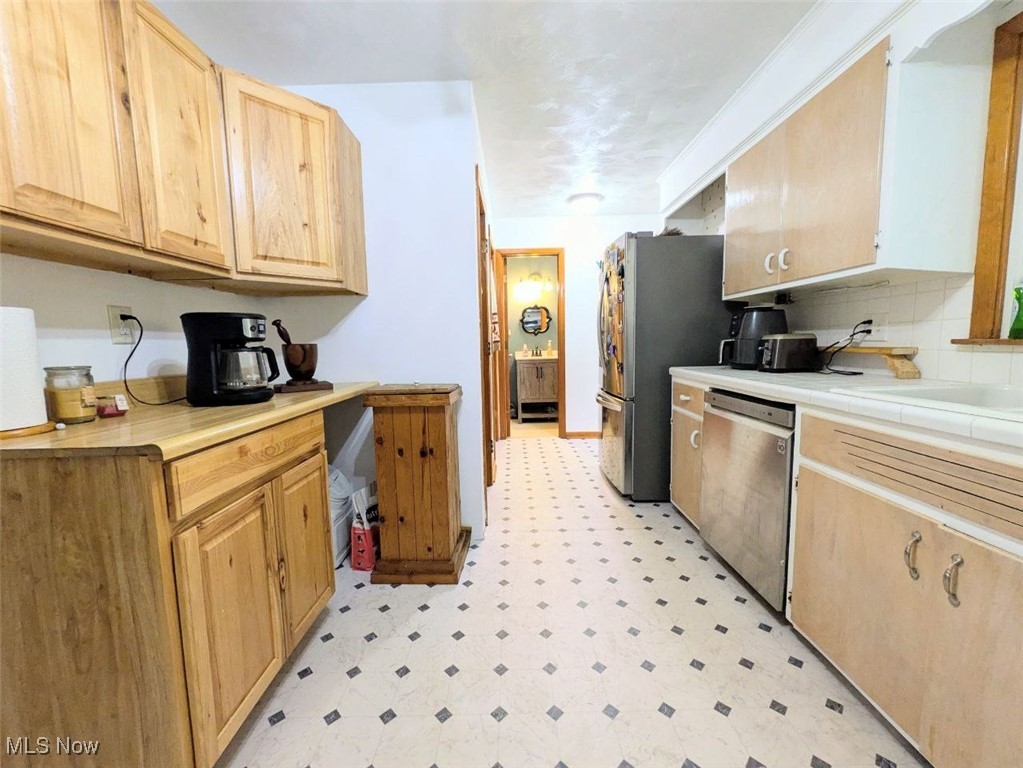 Talcott 3&11  Erie Tr - Residential