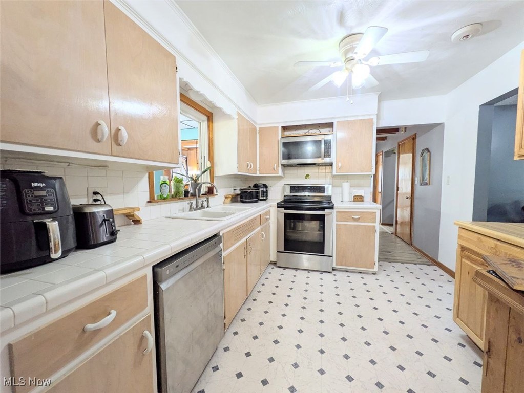 Talcott 3&11  Erie Tr - Residential