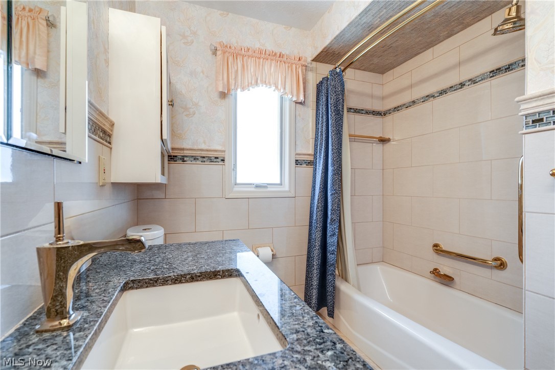 Skyln Heights - Residential