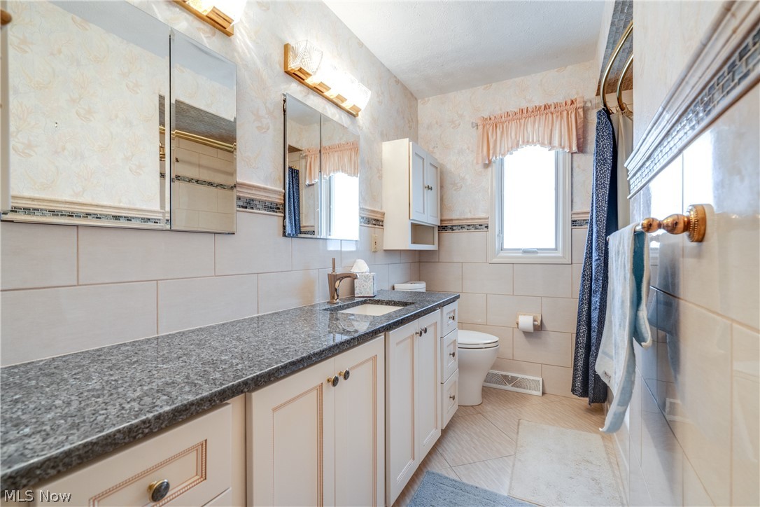 Skyln Heights - Residential