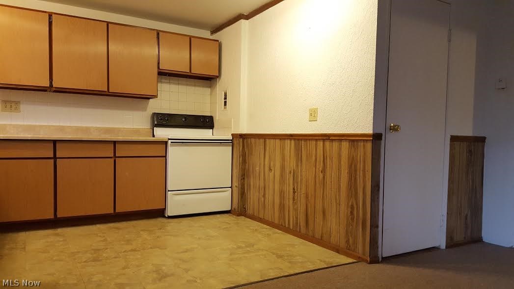 Lancaster Estates - Residential Lease