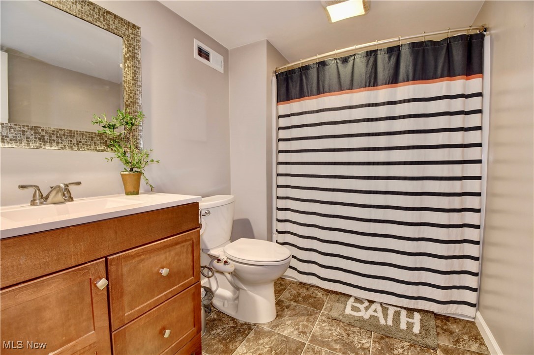 8238 N Casswell Circle, North Canton, Ohio image 42