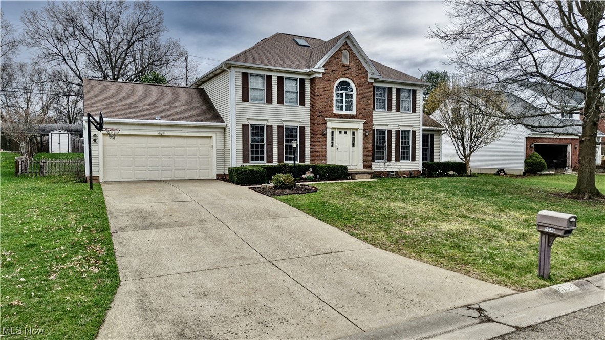 8238 N Casswell Circle, North Canton, Ohio image 4