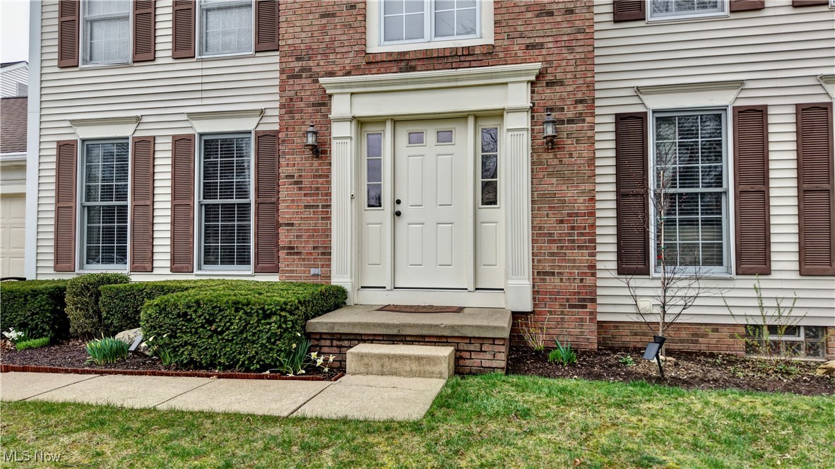 8238 N Casswell Circle, North Canton, Ohio image 3