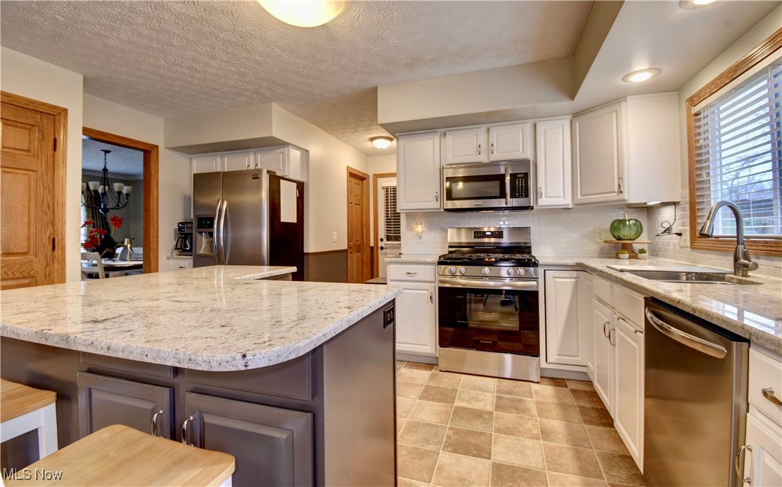 8238 N Casswell Circle, North Canton, Ohio image 27