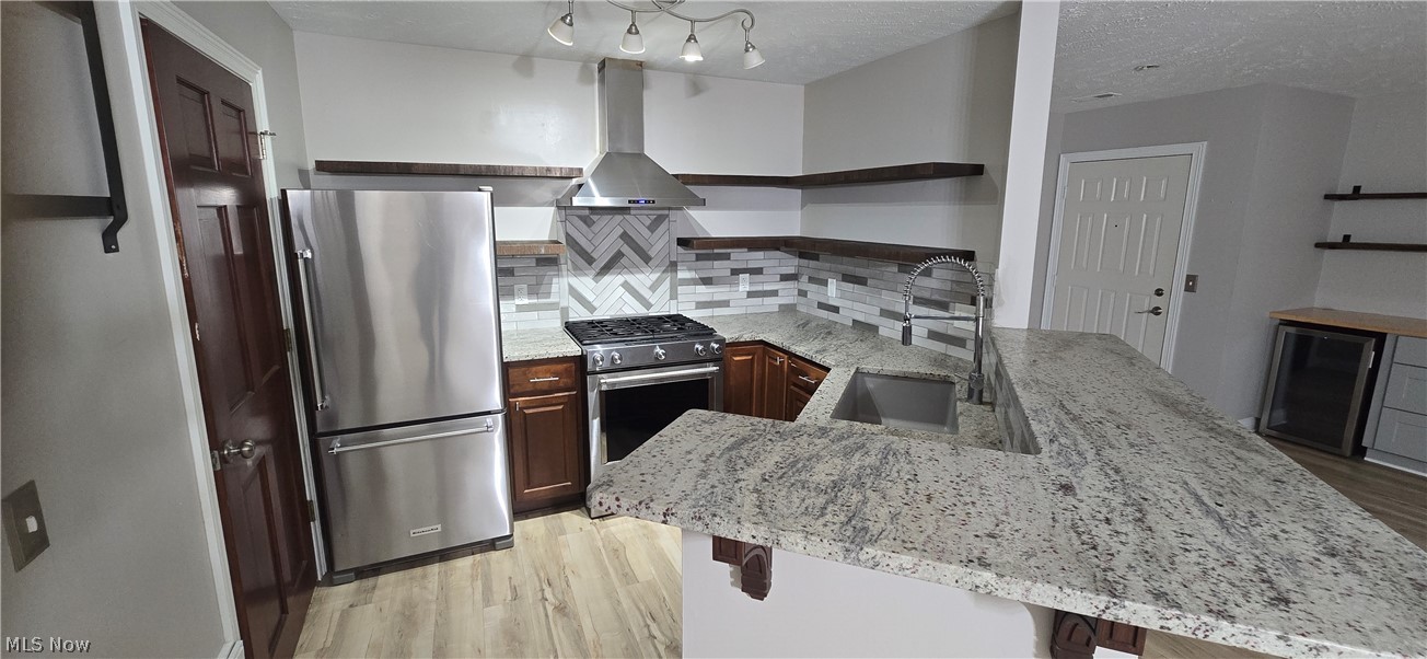 Brookledge Commons Condos - Residential