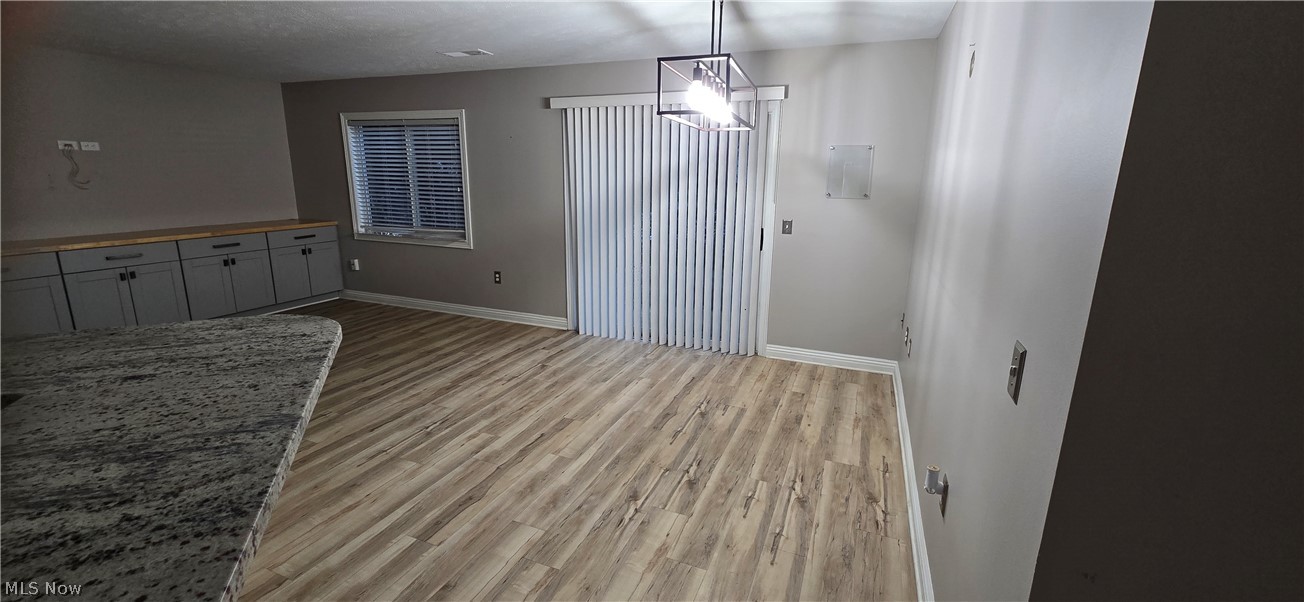 Brookledge Commons Condos - Residential