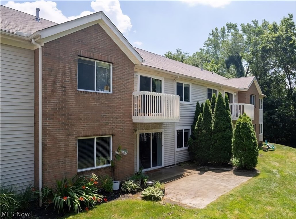 Brookledge Commons Condos - Residential