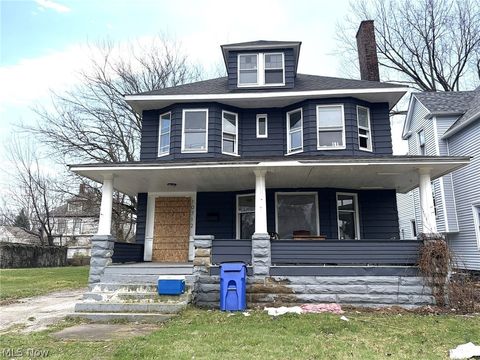 10712 Grantwood Avenue Cleveland OH 44108
