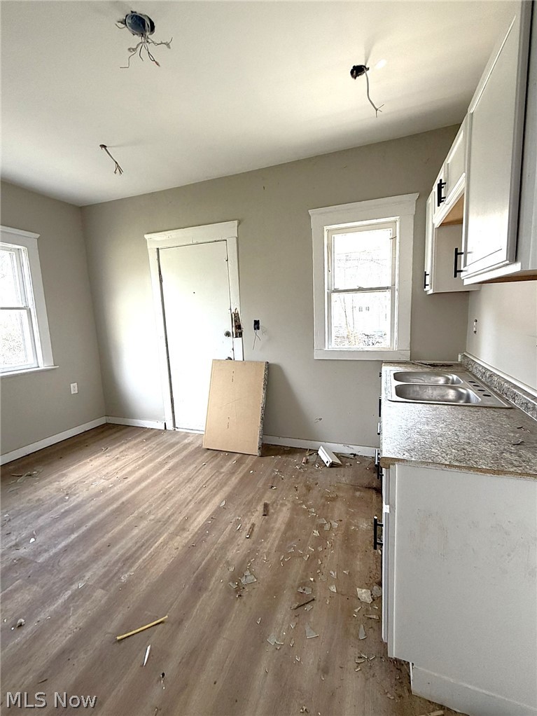 10712 Grantwood Avenue