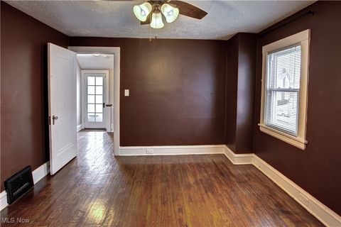 Tiny photo for 3437 W 159th Street, Cleveland, OH 44111 (MLS # 5180097)