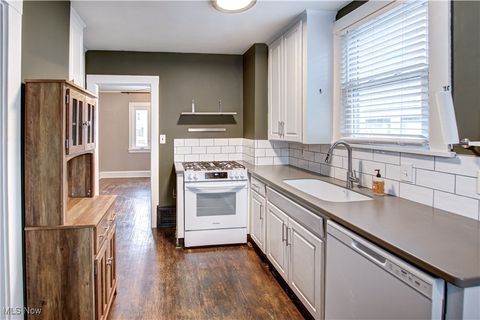 Tiny photo for 3437 W 159th Street, Cleveland, OH 44111 (MLS # 5180097)