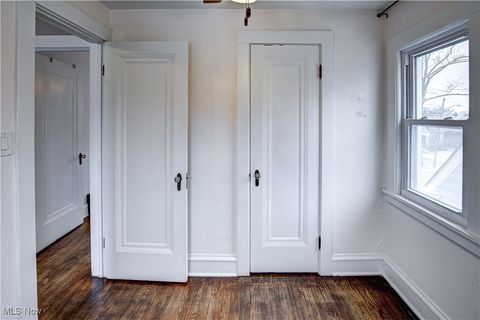 Tiny photo for 3437 W 159th Street, Cleveland, OH 44111 (MLS # 5180097)