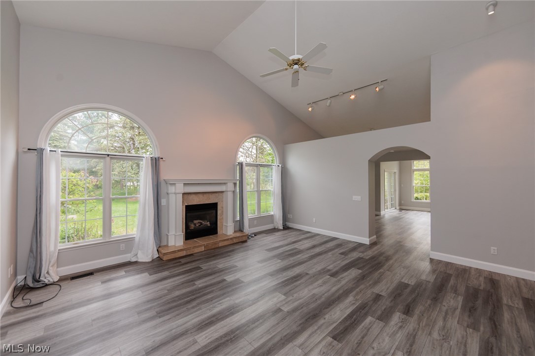 Quail Rdg Condo - Residential