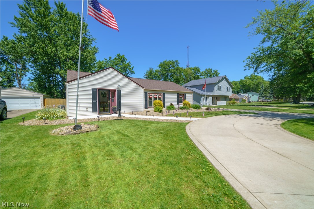 Lake Shore Blvd Estates - Residential