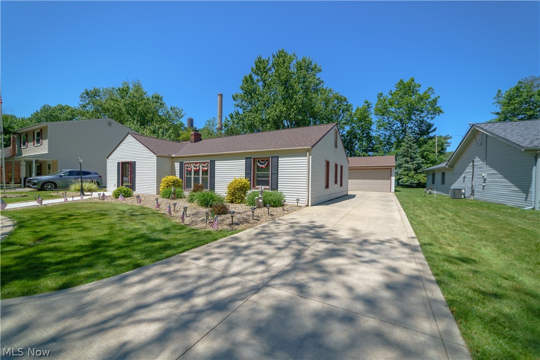 Lake Shore Blvd Estates - Residential