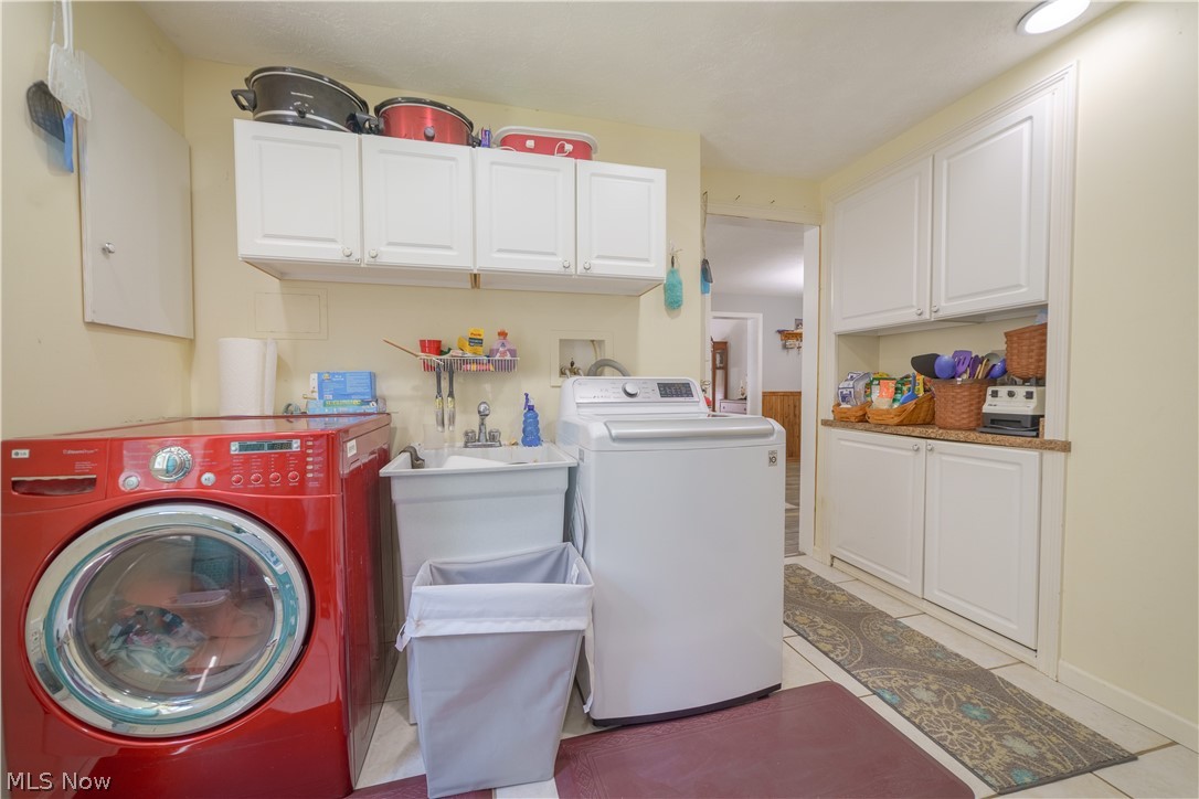 Lake Shore Blvd Estates - Residential