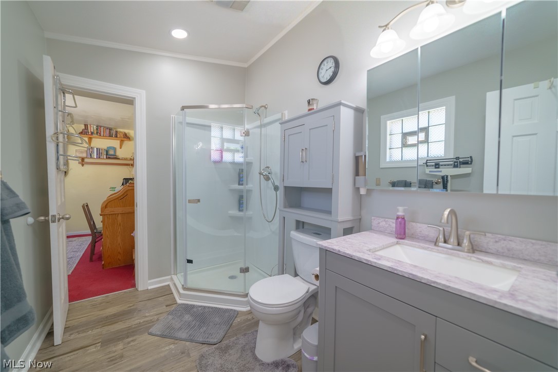 Lake Shore Blvd Estates - Residential