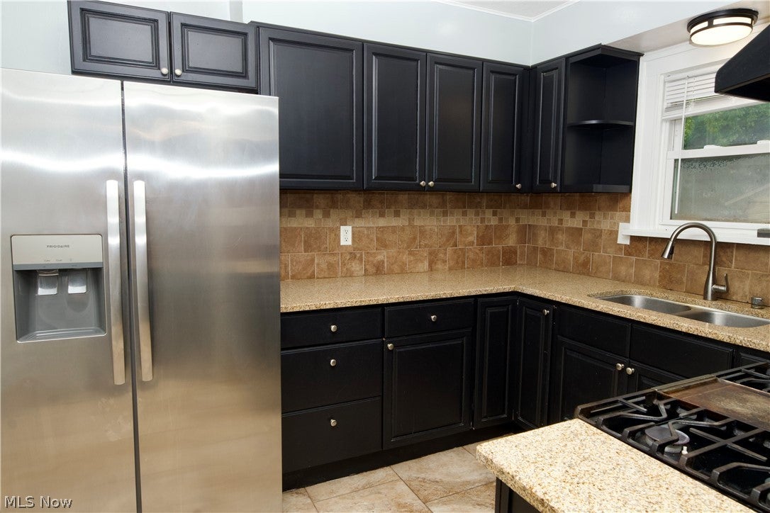 3533 W 120th Street